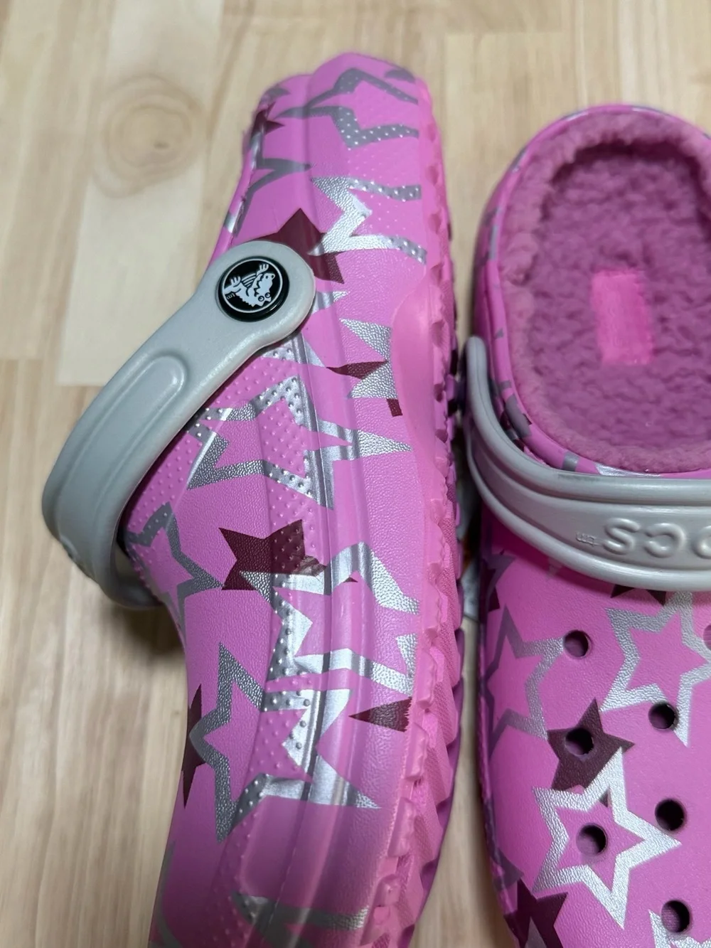 CROCS soft fleece